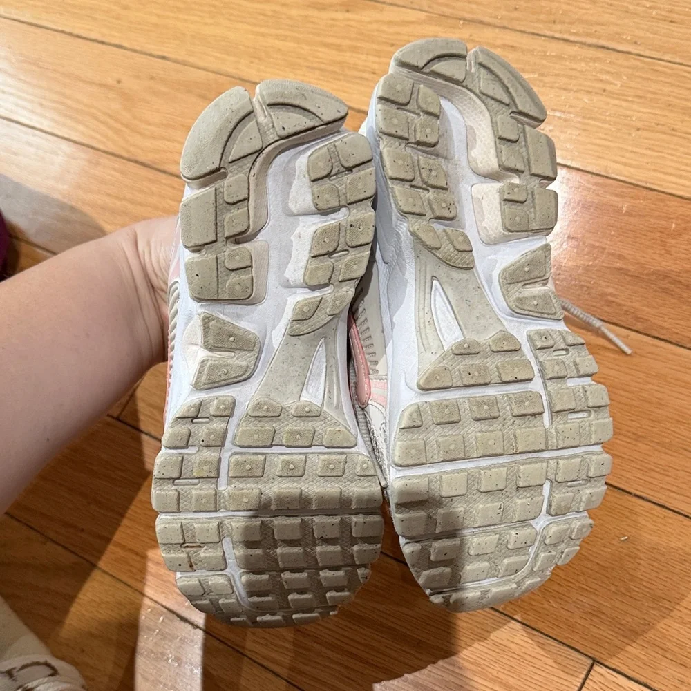 Nike Pink and White Mesh Sneakers - Picture 5 of 5